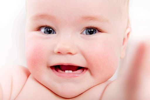 Lịch mọc răng và thay răng sữa của trẻ cực dễ nhớ cho mẹ 1