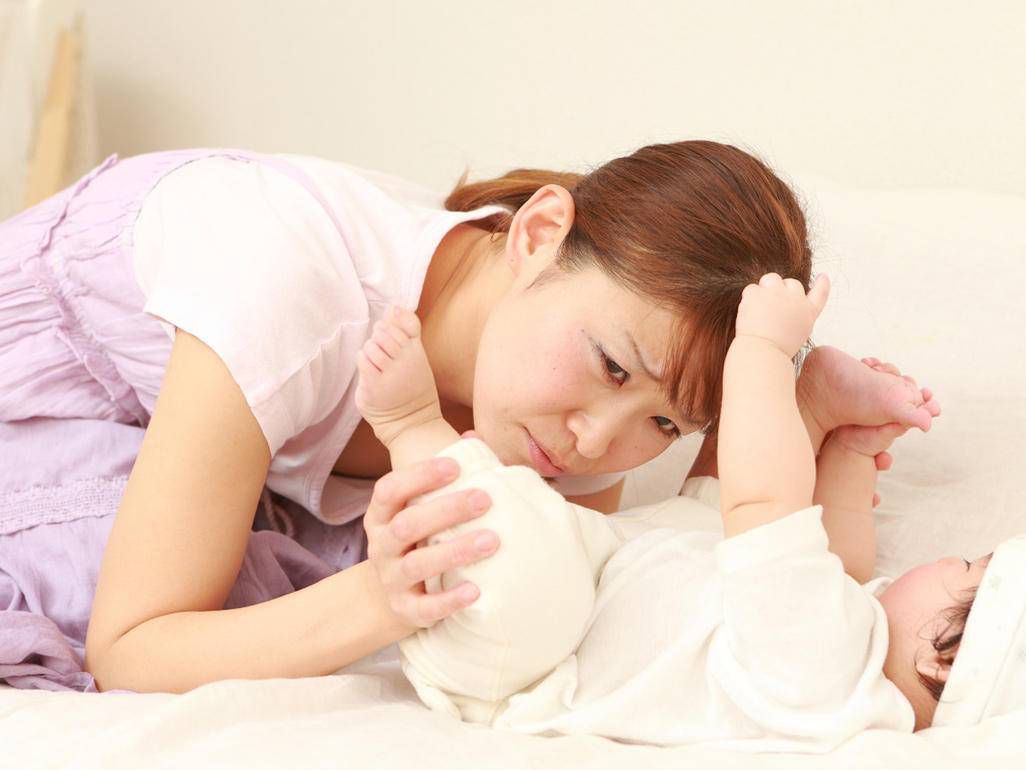 Phải làm gì khi trẻ bú mẹ bị tiêu chảy? 2